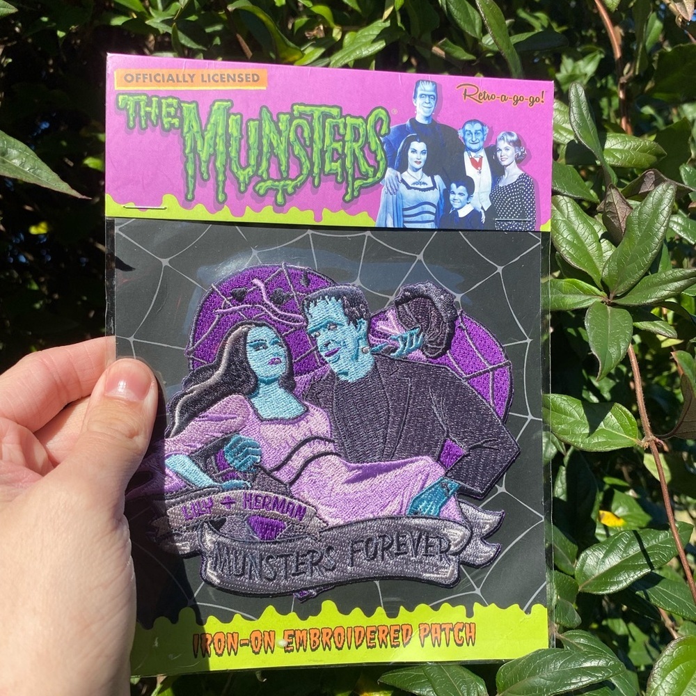 Gothic Rare Vintage Inspired Munsters Iron Patch NWT - Picture 2 of 4